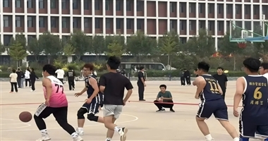 beat365中文官方网站经济管理学院篮球赛 